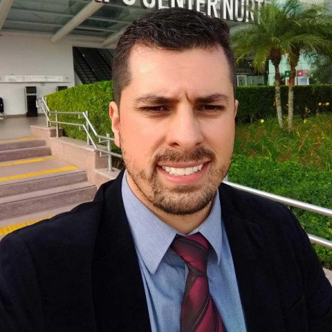 Tomas Matos - CEO & FOUNDER